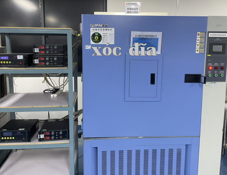 Máy thử nghiệm già hóa và tuổi thọ tăng tốc